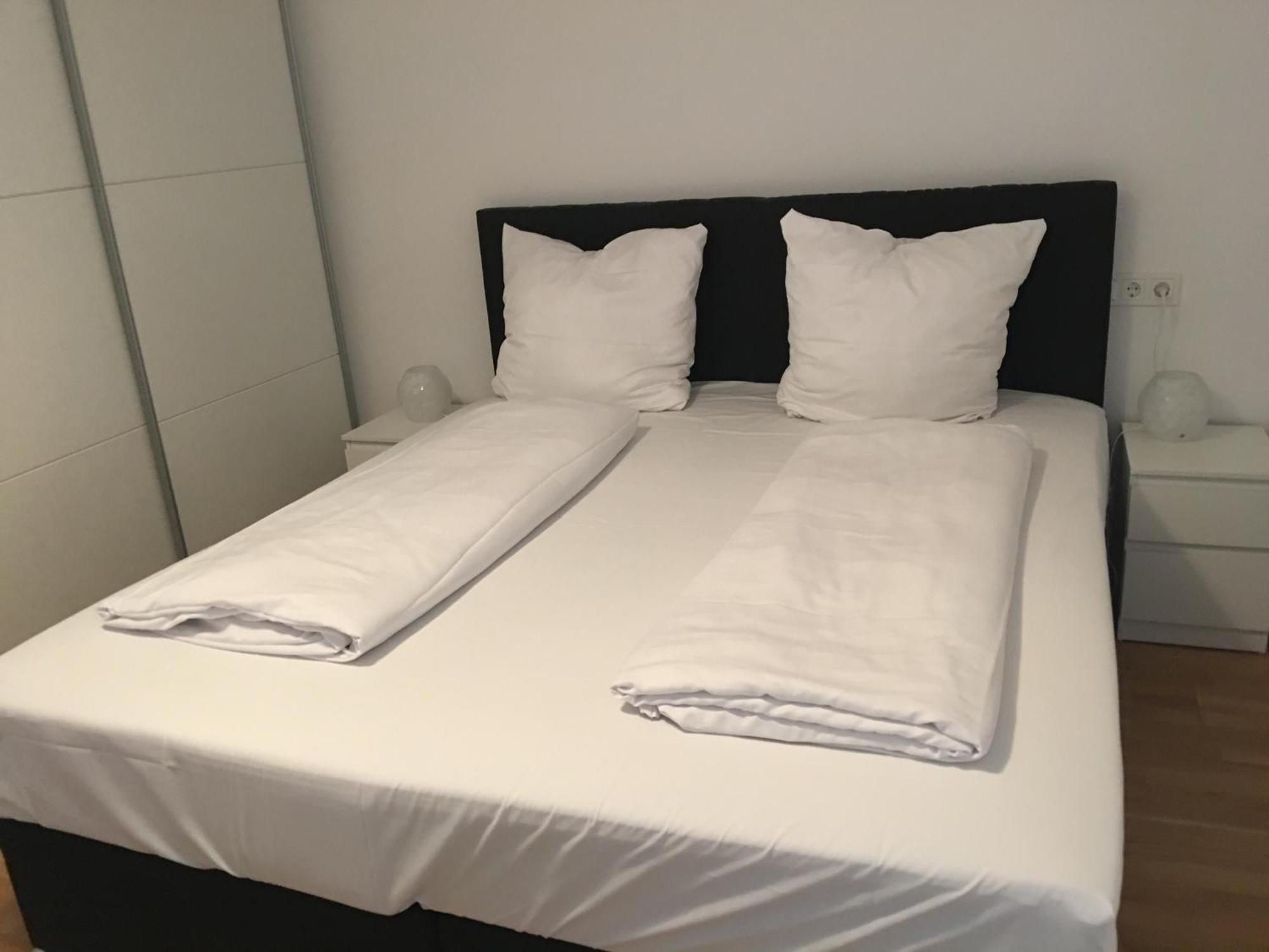 Cocoon 77 Apartments Stuttgart Ngoại thất bức ảnh