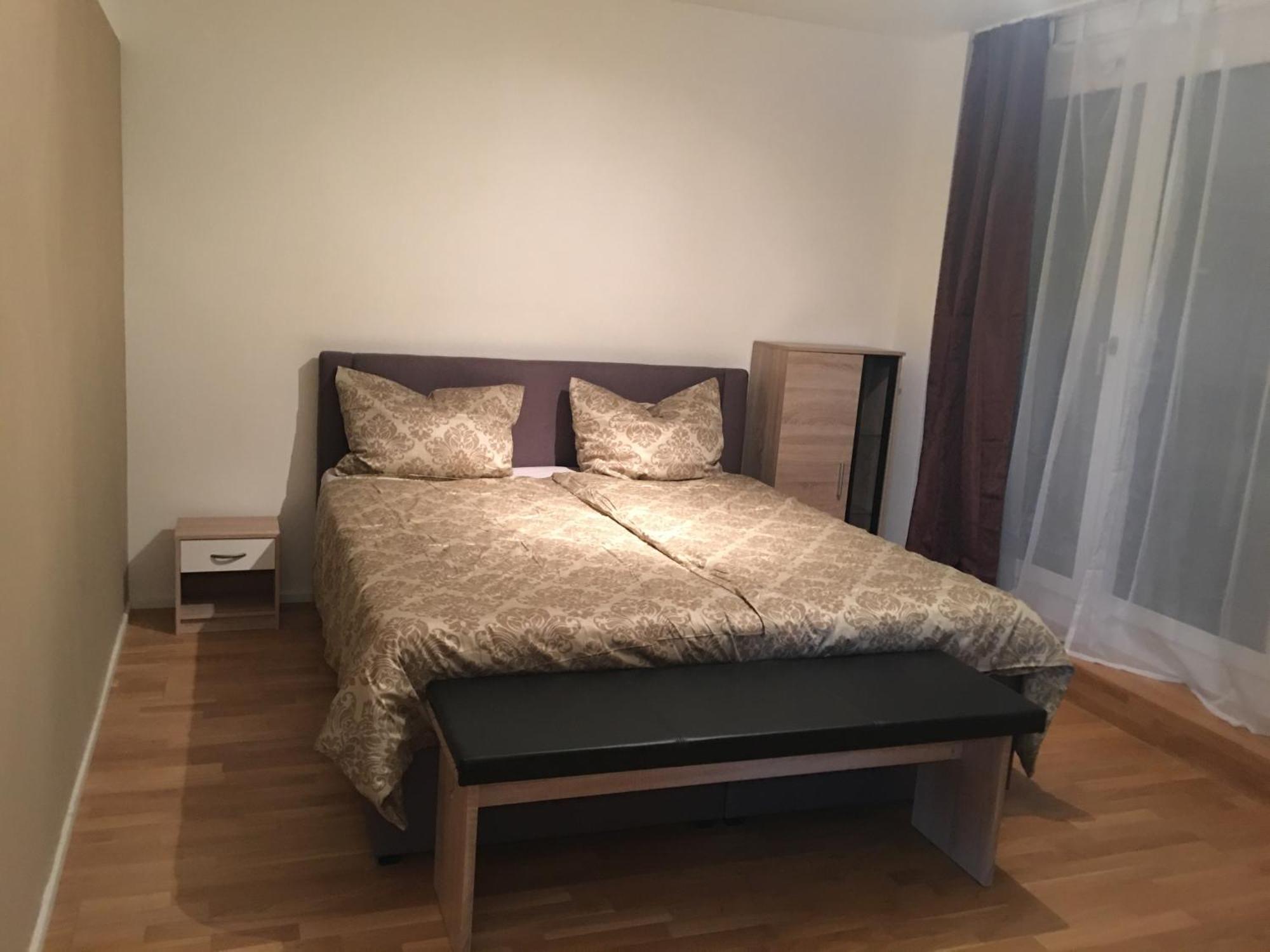 Cocoon 77 Apartments Stuttgart Ngoại thất bức ảnh